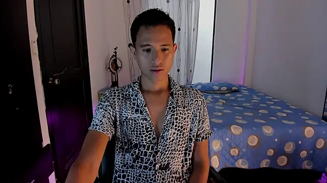 Snapshot of alessandro_wizard chatting on March 1, 2025, 3:38 pm alessandro wizard online show from March 1, 2025, 3:38 pm