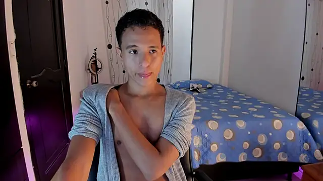 Snapshot of alessandro_wizard chatting on March 3, 2025, 5:39 pm alessandro wizard online show from March 3, 2025, 5:39 pm