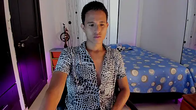 Snapshot of alessandro_wizard chatting on March 7, 2025, 7:27 pm alessandro wizard online show from March 7, 2025, 7:27 pm