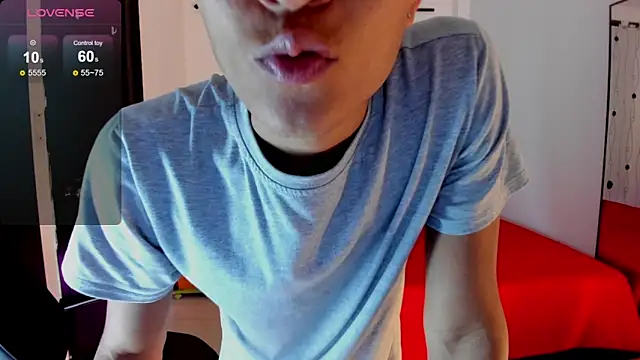 Snapshot of alessandro_wizard chatting on March 23, 2025, 12:15 am alessandro wizard online show from March 23, 2025, 12:15 am