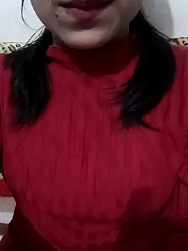 Snapshot of Riyu_05 chatting on February 6, 2025, 6:29 am Riyu 05 online show from February 6, 2025, 6:29 am