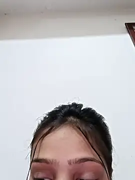 Snapshot of Riyu_05 chatting on March 8, 2025, 6:21 am Riyu 05 online show from March 8, 2025, 6:21 am