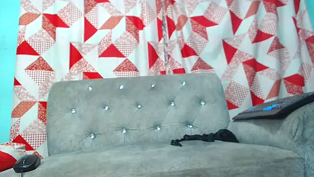 Snapshot of black30cmdick chatting on January 13, 2025, 5:12 pm black30cmdick online show from January 13, 2025, 5:12 pm