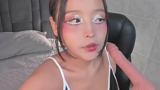 Teen sofia  online show from February 8, 2025, 11:34 pm
