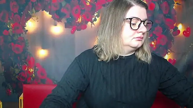 Snapshot of ZannaDreil chatting on March 8, 2025, 7:53 pm ZannaDreil online show from March 8, 2025, 7:53 pm