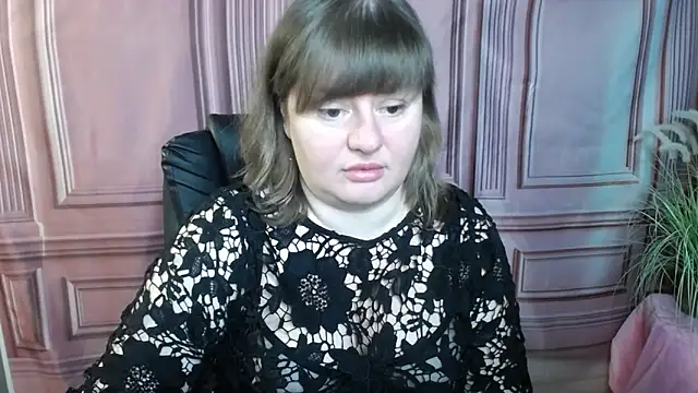 Snapshot of ZannaDreil chatting on September 15, 2025, 6:19 pm ZannaDreil online show from September 15, 2025, 6:19 pm