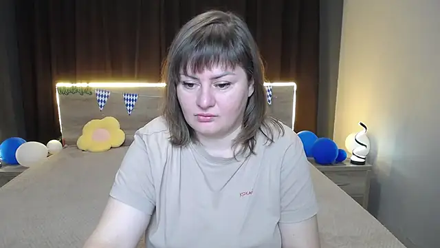 Snapshot of ZannaDreil chatting on September 28, 2025, 6:24 pm ZannaDreil online show from September 28, 2025, 6:24 pm