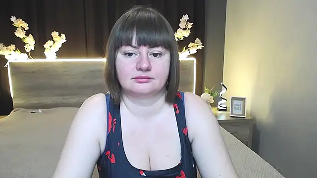 ZannaDreil online show from March 5, 2026, 7:10 pm