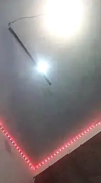 Snapshot of SINUECASTILLO chatting on December 10, 2024, 1:11 am SINUECASTILLO online show from December 10, 2024, 1:11 am