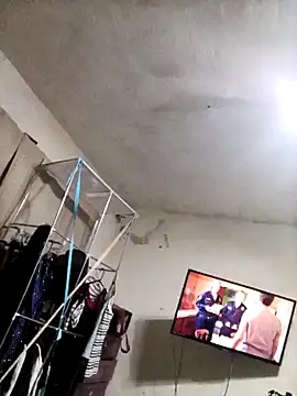 Snapshot of SINUECASTILLO chatting on January 29, 2025, 9:23 am SINUECASTILLO online show from January 29, 2025, 9:23 am