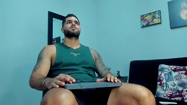 SamirHazard97 online show from January 31, 2025, 11:35 pm