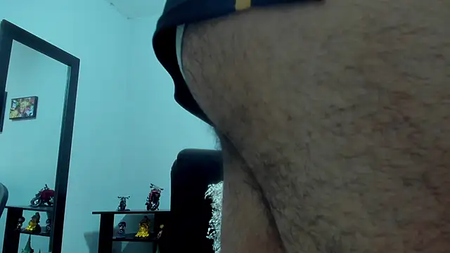 SamirHazard97 online show from February 16, 2025, 2:31 am