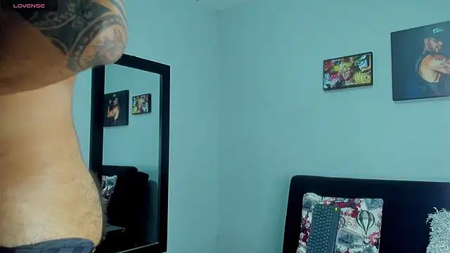 SamirHazard97 online show from February 27, 2025, 4:52 am