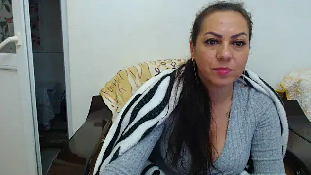 Snapshot of MissElla chatting on November 7, 2025, 11:27 pm MissElla online show from November 7, 2025, 11:27 pm