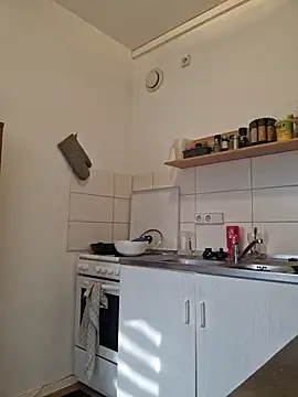 Snapshot of Maiki82 chatting on January 8, 2025, 9:32 am Maiki82 online show from January 8, 2025, 9:32 am