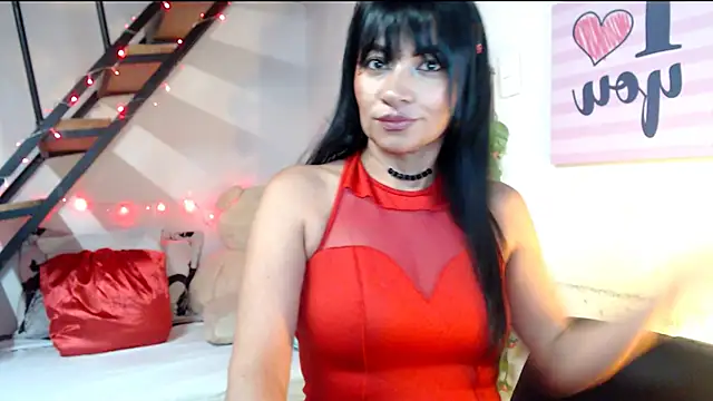 Snapshot of luna_sky83 chatting on January 22, 2025, 11:12 am luna sky83 online show from January 22, 2025, 11:12 am