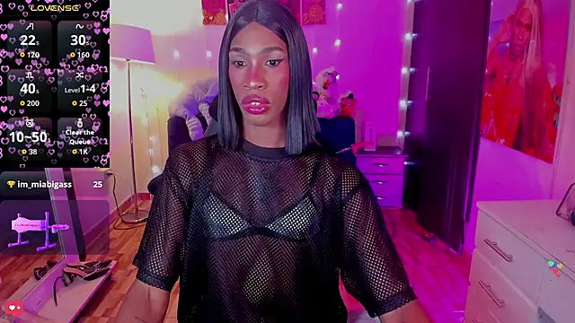 Kendall Gil online show from May 21, 2026, 6:31 am