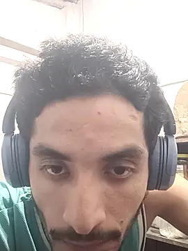 Snapshot of nskgenz chatting on September 18, 2025, 11:56 am nskgenz online show from September 18, 2025, 11:56 am