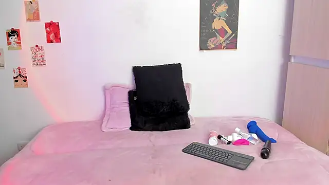 AlyRoses online show from February 11, 2025, 10:07 pm