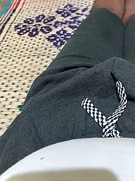 Snapshot of karthick25 chatting on January 6, 2026, 5:05 pm karthick25 online show from January 6, 2026, 5:05 pm