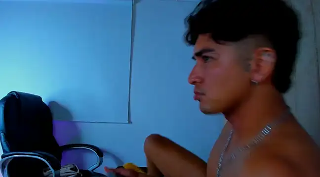 Snapshot of Muichiro_tokito1 chatting on March 2, 2025, 7:32 am Muichiro tokito1 online show from March 2, 2025, 7:32 am