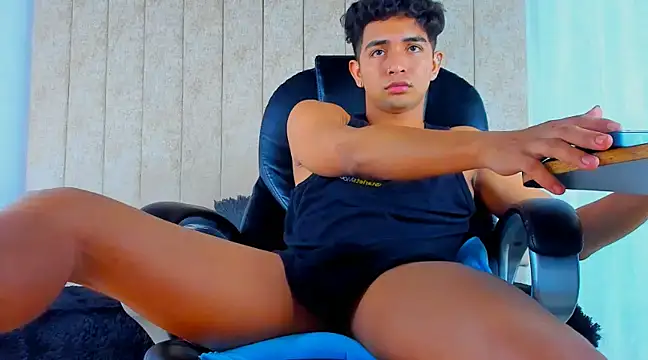 Snapshot of Muichiro_tokito1 chatting on March 10, 2025, 4:49 am Muichiro tokito1 online show from March 10, 2025, 4:49 am