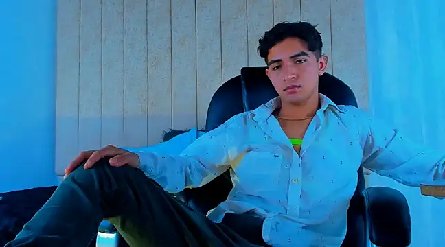 Snapshot of Muichiro_tokito1 chatting on March 13, 2025, 4:16 am Muichiro tokito1 online show from March 13, 2025, 4:16 am