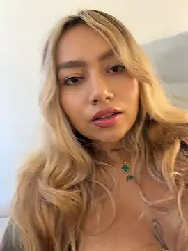 Snapshot of amanda-medrano1 chatting on July 28, 2026, 3:21 pm amanda-medrano1 online show from July 28, 2026, 3:21 pm
