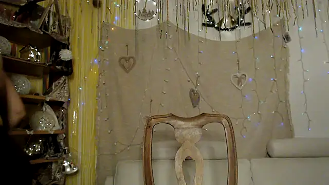 AskMeStandUp online show from February 14, 2026, 10:28 pm