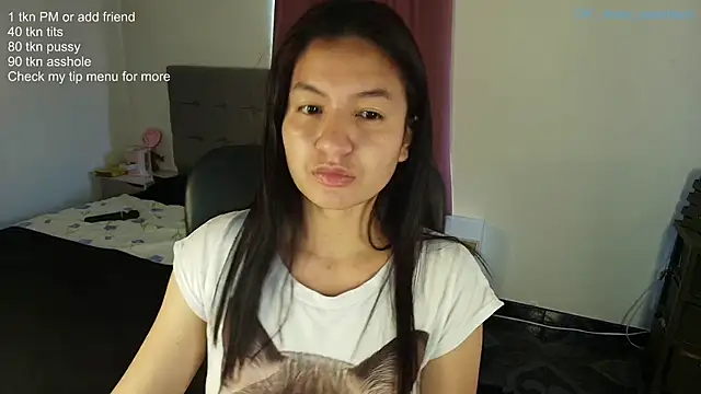 Snapshot of ChloeSanchezx chatting on June 16, 2026, 8:33 pm ChloeSanchezx online show from June 16, 2026, 8:33 pm