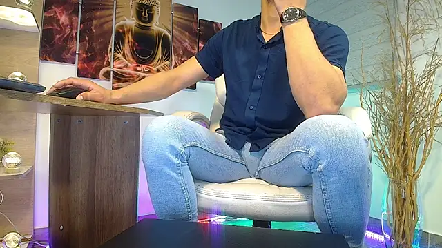 alessandro wye online show from March 18, 2025, 4:47 am