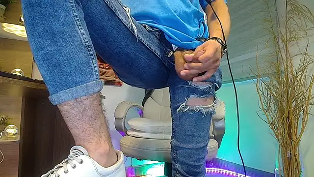 alessandro wye online show from March 19, 2025, 12:34 pm