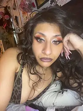 naughtyhottie66 online show from June 4, 2026, 3:18 pm