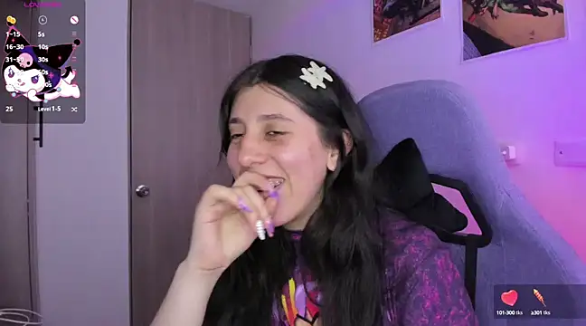 Bunnyy095 online show from January 30, 2025, 7:37 pm