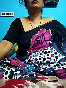 Snapshot of Riyaa_2024 chatting on December 4, 2024, 9:51 am Riyaa 2024 online show from December 4, 2024, 9:51 am