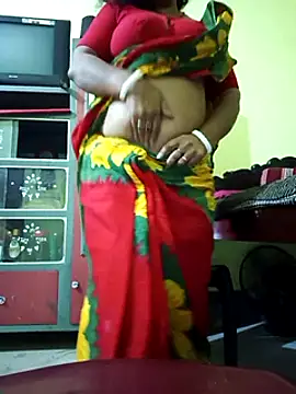 Snapshot of Riyaa_2024 chatting on December 9, 2024, 4:05 pm Riyaa 2024 online show from December 9, 2024, 4:05 pm