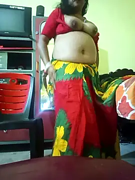 Snapshot of Riyaa_2024 chatting on December 11, 2024, 5:15 pm Riyaa 2024 online show from December 11, 2024, 5:15 pm