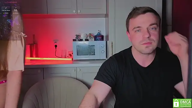 fcjuicy pussy online show from May 20, 2026, 8:26 pm