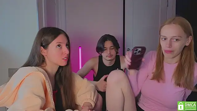 fcjuicy pussy online show from May 30, 2026, 7:16 am
