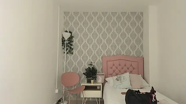 Snapshot of Keni_malf chatting on March 22, 2025, 3:20 am Keni malf online show from March 22, 2025, 3:20 am