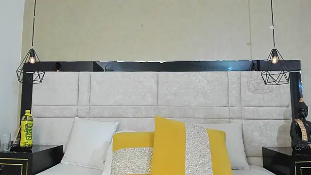 kimCosseyy online show from January 14, 2026, 3:34 am