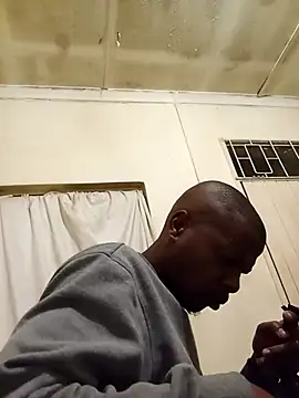 Snapshot of izinjamfee2 chatting on November 7, 2025, 12:54 am izinjamfee2 online show from November 7, 2025, 12:54 am