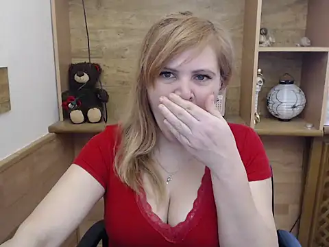 DaniellaKiss online show from March 26, 2026, 7:03 am