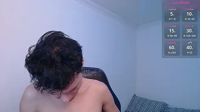 bryamado69 online show from March 19, 2026, 10:19 am