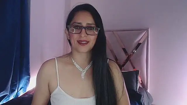 Snapshot of Andrea_Sexx_ chatting on February 6, 2025, 4:42 am Andrea Sexx online show from February 6, 2025, 4:42 am