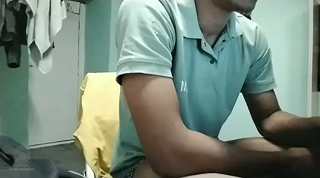 Snapshot of vicky0805 chatting on February 10, 2025, 9:47 am vicky0805 online show from February 10, 2025, 9:47 am