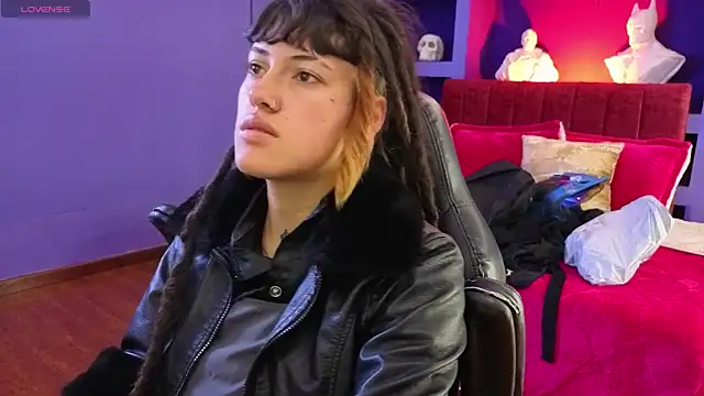  sharlotte777 online show from October 10, 2025, 2:16 pm