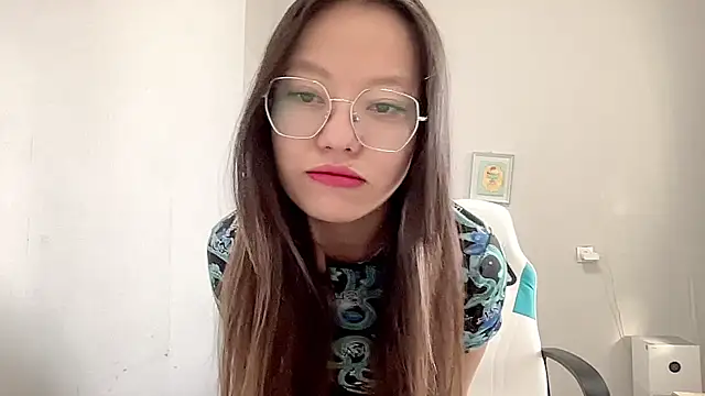 Risalynn online show from February 20, 2025, 3:34 am