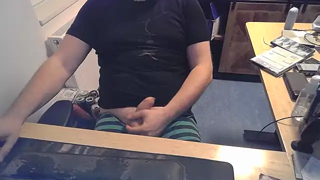 Currycake online show from January 28, 2025, 10:34 pm