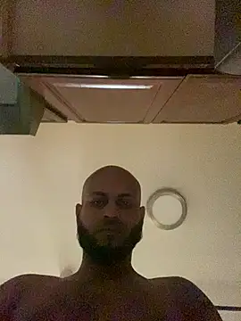 Snapshot of islandvybee55 chatting on February 19, 2026, 12:34 pm islandvybee55 online show from February 19, 2026, 12:34 pm